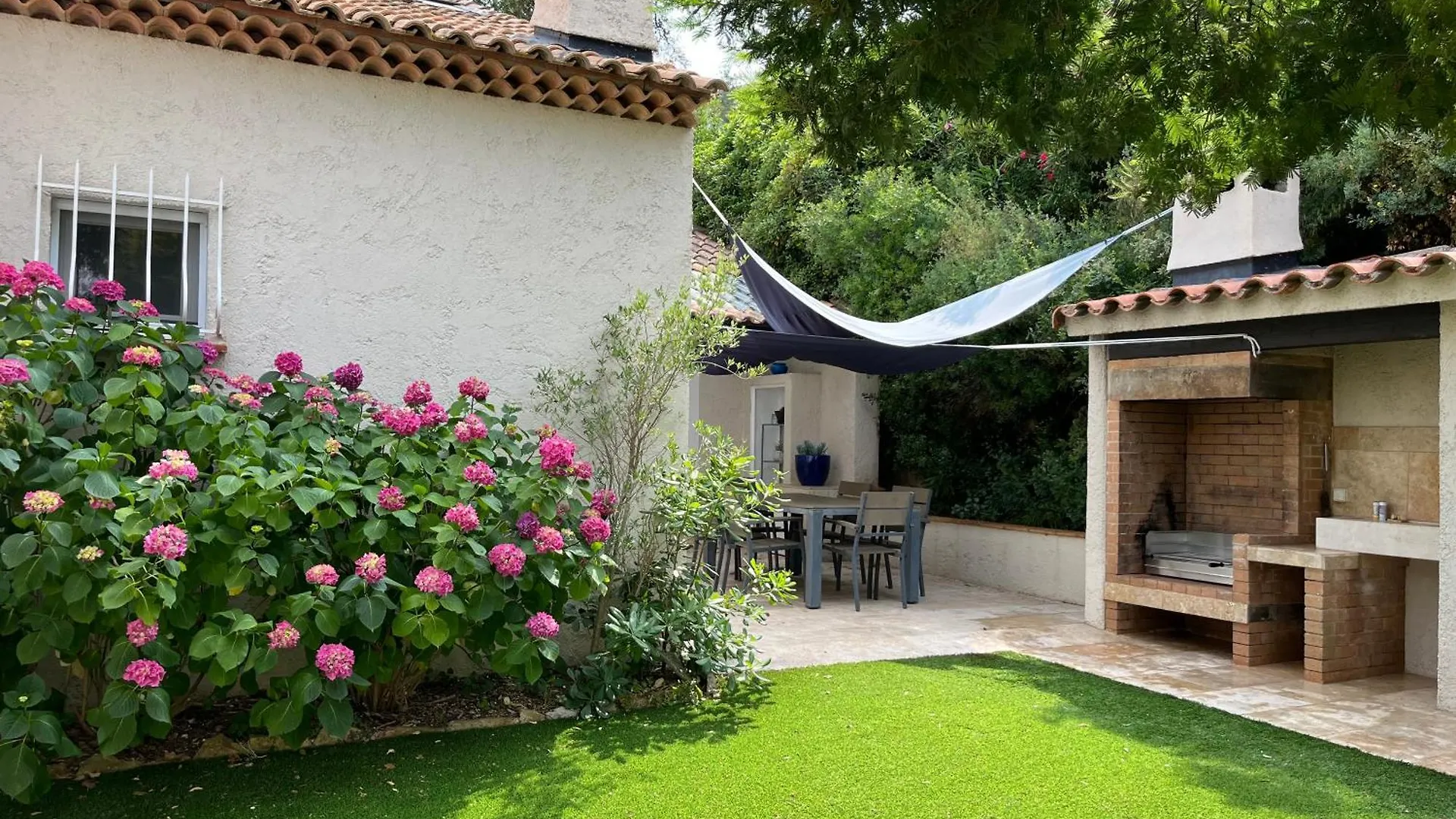 סיס-פור-לה-פלאז' Villa Familiale Avec Jardin Et Piscine, A 10 Min Des Plages צרפת