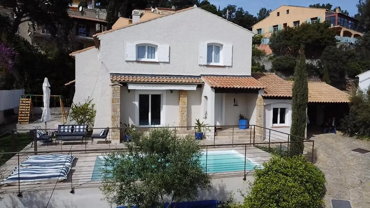 Villa Familiale Avec Jardin Et Piscine, A 10 Min Des Plages Six-Fours-les-Plages