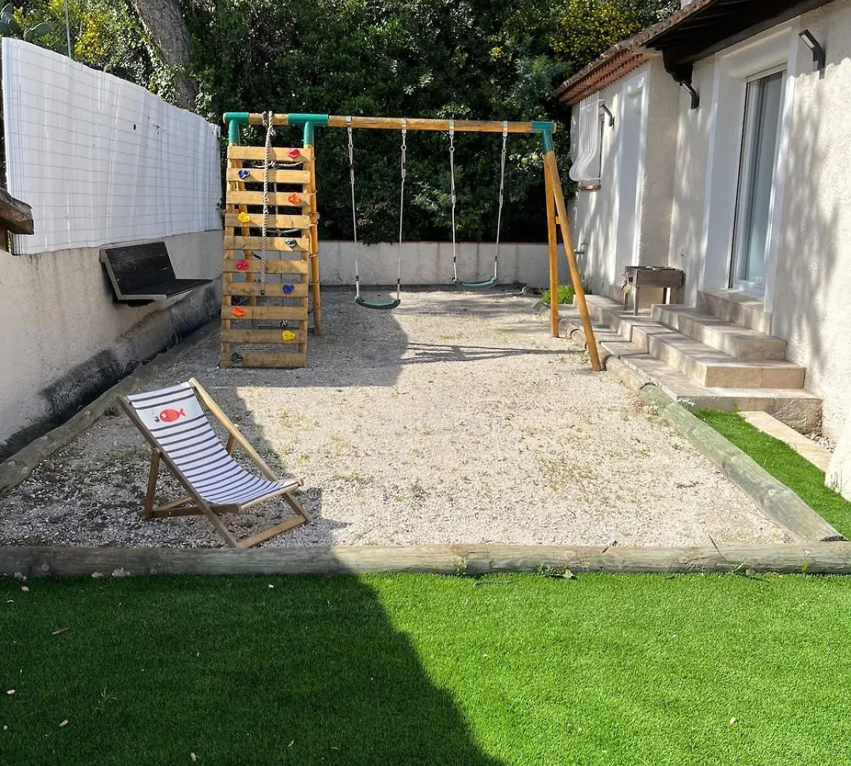 Villa Familiale Avec Jardin Et Piscine, A 10 Min Des Plages Six-Fours-les-Plages